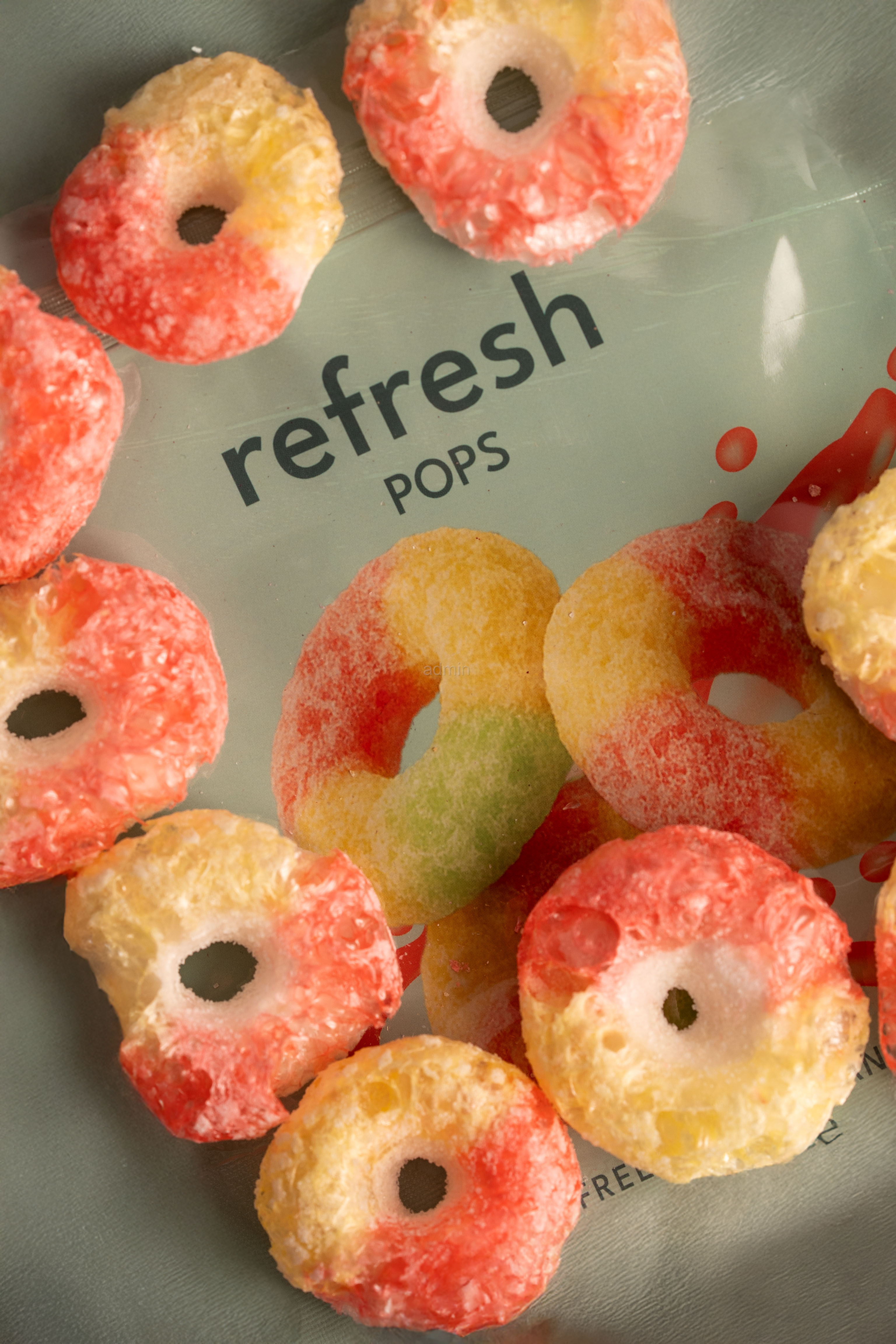 Refresh Pops Freeze Dried Şeftali Candy - 30 g